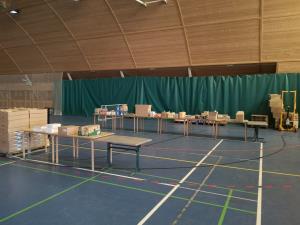 Prvi paketi hrane (2)